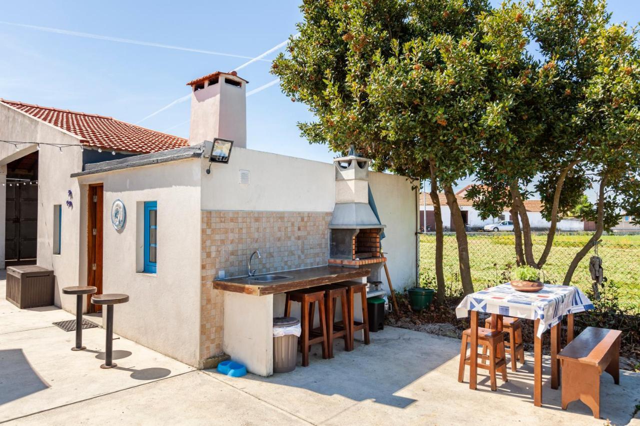 Bloomoon House Hotel Bunheiro Bagian luar foto