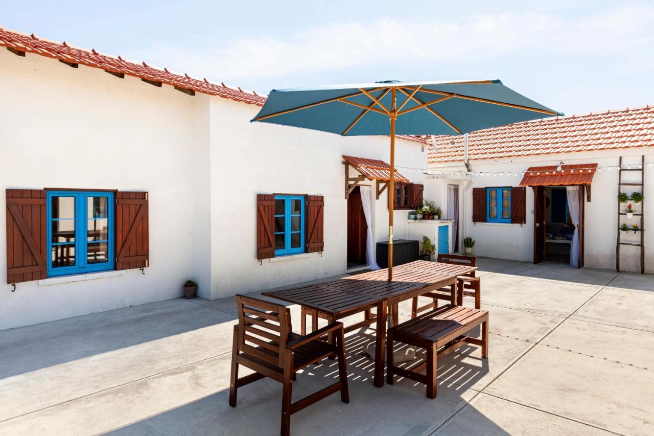 Bloomoon House Hotel Bunheiro Bagian luar foto